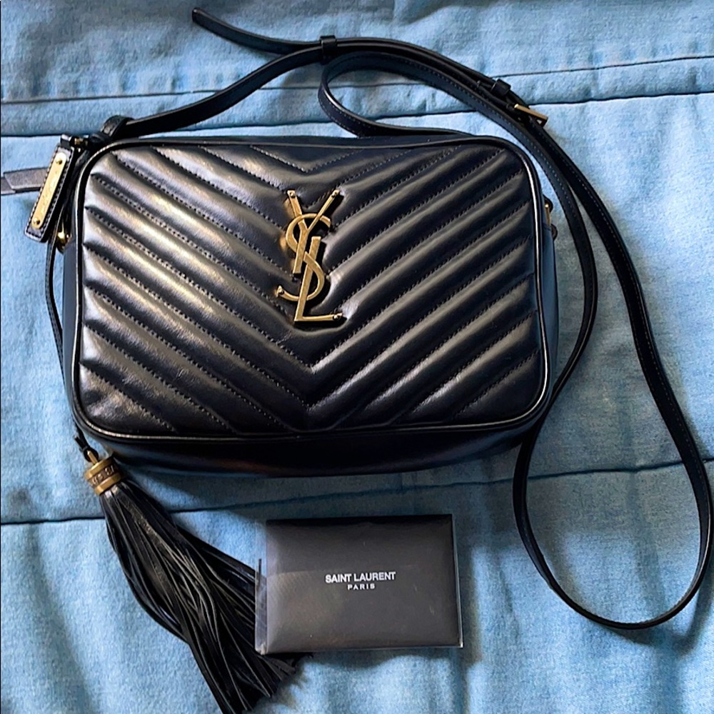 Yves Saint Laurent Lou Matelassé Leather Bag